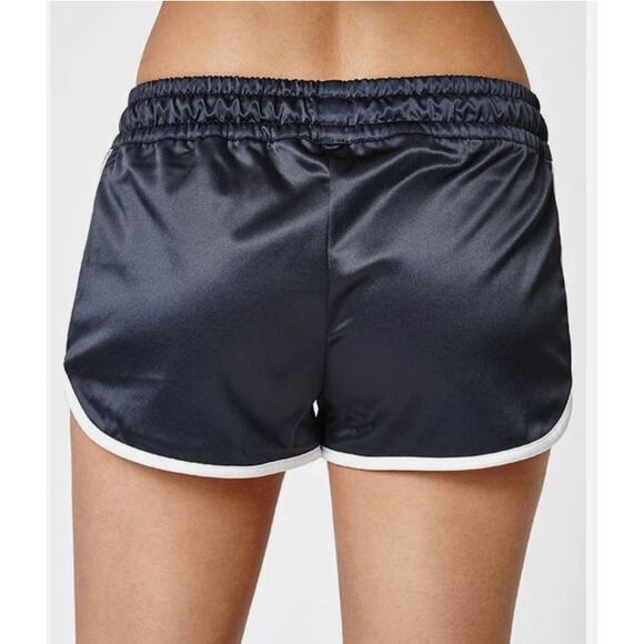 Adidas Women's Originals London Slim 70s Shorts - Navy Blue - Small - Picture 9 of 9